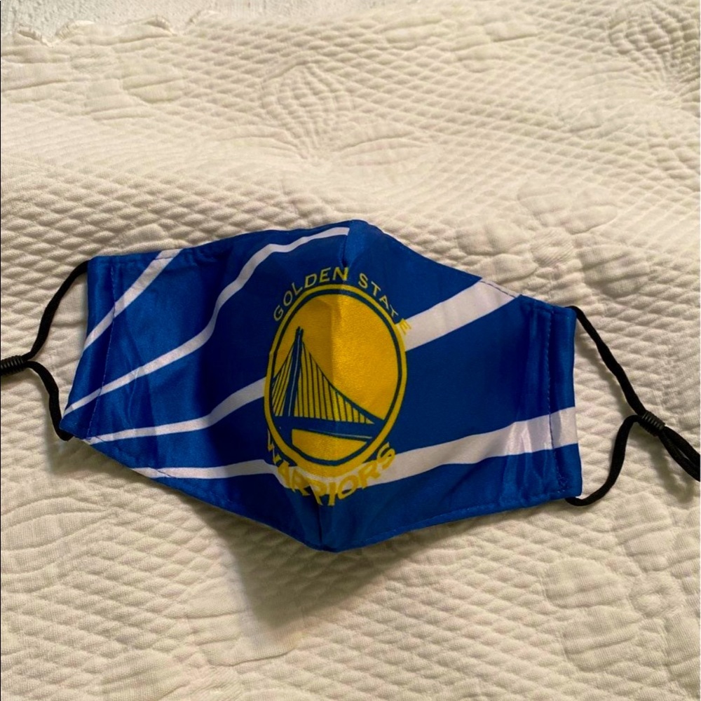 Adult face mask